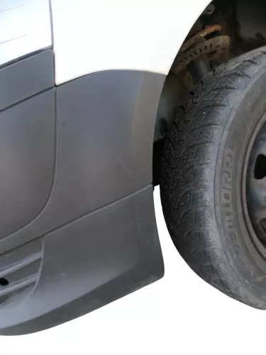 VW Fox 5Z Stoßstange vorne Stoßfänger schwarz mit Grill (185225)