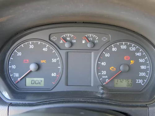 VW Polo 9N Tacho Tachometer Kombiinstrument 172.700km 6Q0920800P 1,2 47kw 40kw