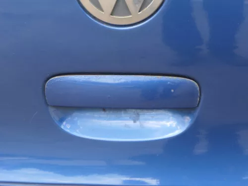 VW Polo 9N 9N3 Griff Heckkklappe Heckklappengriff blau LA5K ohne Schloß