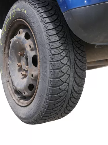 4x Polo 6R 9N Ibiza Felgen 185/60 R14 Winterreifen M+S 6jx15 ET38 Reifen 4-5mm (185328)