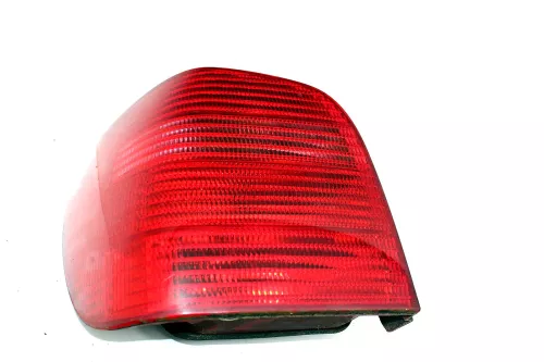 VW Polo 6N2 Rücklicht Rückleuchte Hecklicht Heckleuchte hinten links rot