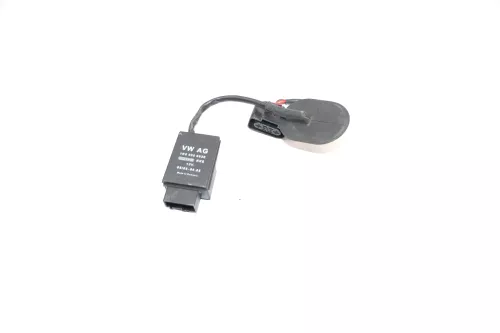 VW Golf 5 Benzinpumpe Steuergerät 1K0906093E Kraftstoffpumpe Benziner FSI