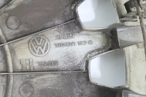 original 4 Stück VW Bora Golf 4 1J Radkappe Radzierkappe 15 Zoll 1J0601147H (149802)
