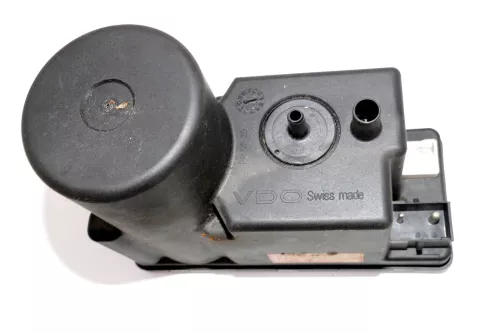 Audi A4 B5 A6 Pumpe Zentralverriegelung Steuergerät 4A0862257A