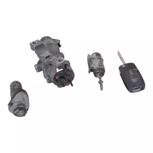 Audi A6 4B Zündschloß Schloß Heckschloß 1x Schlüssel 1x Türschloß Schloßsystem (149792)