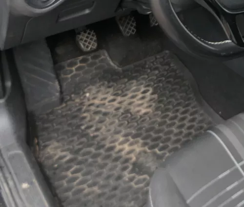 2x VW Golf 7 5G Fußmatten Fußmatte vorne rechts links Gummi Gummimatten (185721)