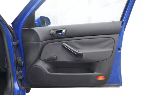 1x VW Golf 4 Bora Limousine / Kombi Türverkleidung Verkleidung Tür vorne rechts