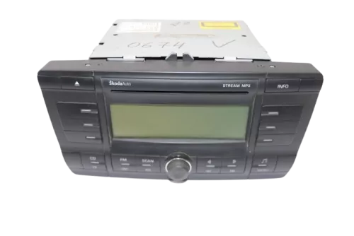 Skoda Octavia Radio CD Player Original 1Z0035161C Stream mit Code MP3