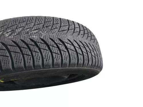 4x VW Golf 6 Plus 5M 195/65 R15 91T Winterreifen M+S Felgen Reifen M&S  ca.5-7mm (185818)