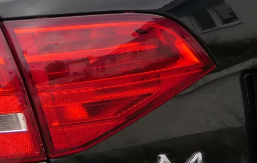 Audi A4 B8 8K Avant hinten links innen 8k9945093 Rückleuchte original (keinLED) (110241)