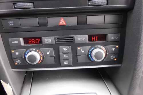 Audi A6 4F Steuergerät Klimaanlage Klimabedienteil 4F1820043AG mit Sitzheizung