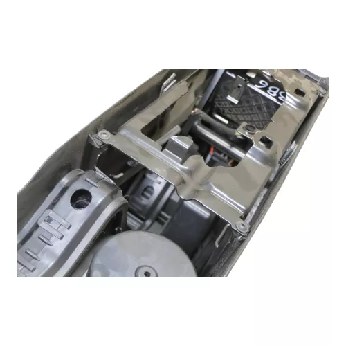 VW Passat 3BG Mittelarmlehne Armlehne Fach Lehne Mittelkonsole schwarz (185621)