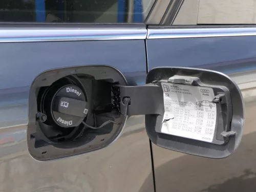 Audi A6 4F C6 Tankdeckel Tankklappe Tank Deckel Klappe grau LZ7S (185862)