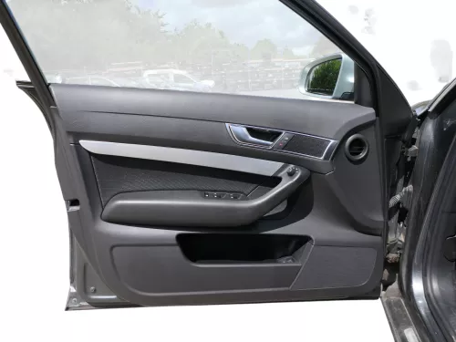 1x Audi A6 4F Türverkleidung Verkleidung Tür vorne links schwarz soul  S-line