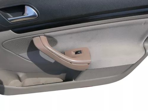 1x VW Golf Variant Kombi AJ5 Türverkleidung Verkleidung Tür vorne rechts macchia (186102)