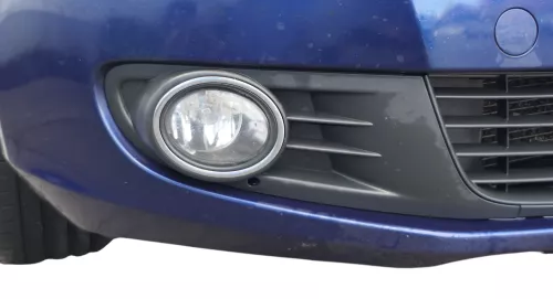 VW Golf 6 Kombi 1x Nebelscheinwerfer rechts 5K09416700 +1x Blende