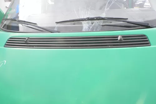 VW T4 Düse Wasser Wischwasser Spritzdüse Scheibe beheizt + Luftgitter Gitter Abd