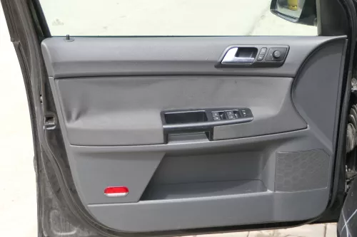 1x VW Polo 9N 9N3 Türverkleidung Verkleidung Tür vorne links 4/5-Türer