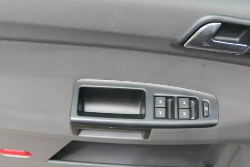 1x VW Polo 9N 9N3 Türverkleidung Verkleidung Tür vorne links 4/5-Türer (181108)