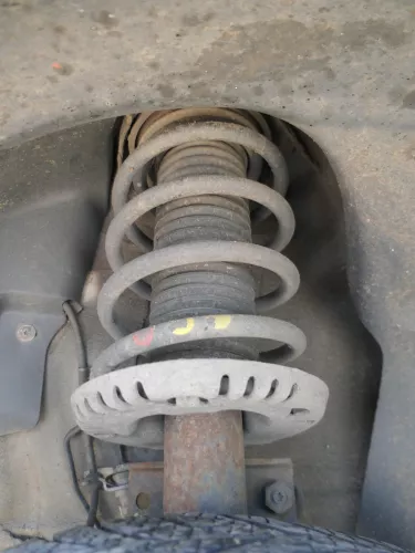 1x Polo 9N 9N3 Fox Ibiza Roomster Federbein Stoßdämpfer Feder vorne 6Q0413031BL (186290)