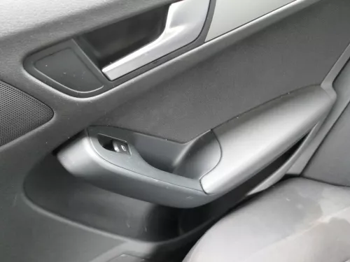 1x A5 8T Türverkleidung Verkleidung Tür hinten rechts 4/5-Türer soul schwarz (186356)