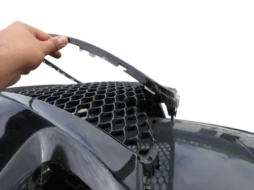 Audi A5 8T Frontstoßstange Stoßstange vorn vorne Stoßfänger schwarz LZ9Y- MÄNGEL (186467)