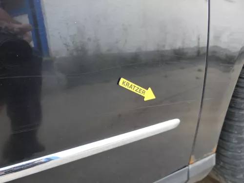 Passat 3C Kombi o. Limo Tür vorne rechts Beifahrer schwarz LC9X ohneAnbauteile (186473)