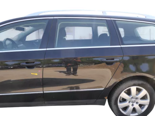 VW Passat 3C Kombi Variant Tür hinten links schwarz LC9X -OHNE Anbauteile
