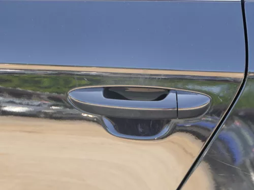 VW Passat 3C Kombi Variant Tür hinten links schwarz LC9X -OHNE Anbauteile (186478)