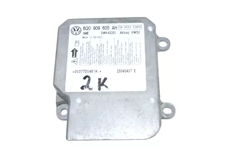 VW Caddy 2K Octavia Steuergerät Airbag Airbagsteuergerät 6Q0909605AH 02K