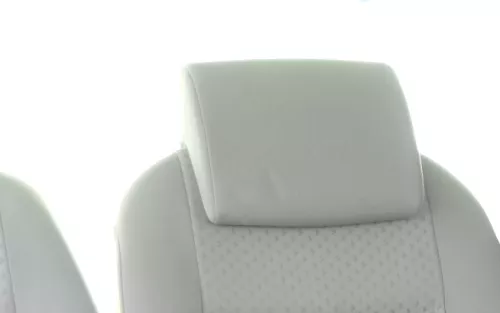 VW Touran 1T Kopfstütze hinten mitte (helles grau) (101802)