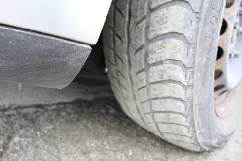 VW Golf 6 Caddy 2K 195/65 R15 91T Winterreifen M+S Felgen Reifen M&S ca. 6-9mm (140015)