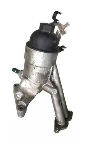 Audi A6 4F Ölfiltergehäuse Ölkühler Halter 079115401AA BVJ 4,2 8 Zylinder ##