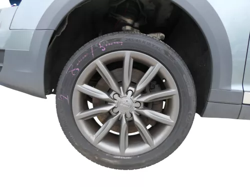 4x A6 4F Alufelgen Sommerreifen Reifen Felgen 245/45 R18 Y XL 6-8mm 4F0601025BN (187191)