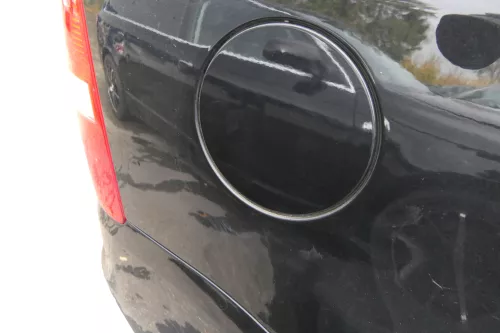 VW Touran 1T Tankdeckel Klappe Tankklappe Deckel Tank schwarz LC9X (111877)