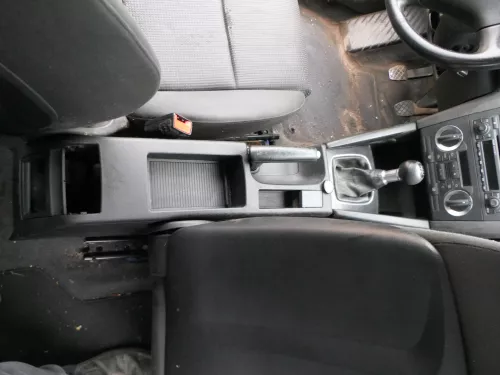 Audi A3 8P Mitteltunnel hinten Verkleidung um Handbremse Konsole - schwarz (187325)