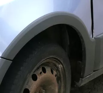 Fabia Roomster 5J NUR Zierleiste Leiste Abdeckung Kotflügel vorne links Scout