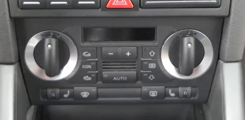 Audi A3 8P Steuergerät Klimaanlage Klimabedienteil 8P0820043AH Climatronic