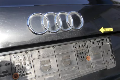 Audi A4 B8 8K Kombi Avant hinten Heckklappe mit Scheibe Deckel schwarz LZ9Y (200730)
